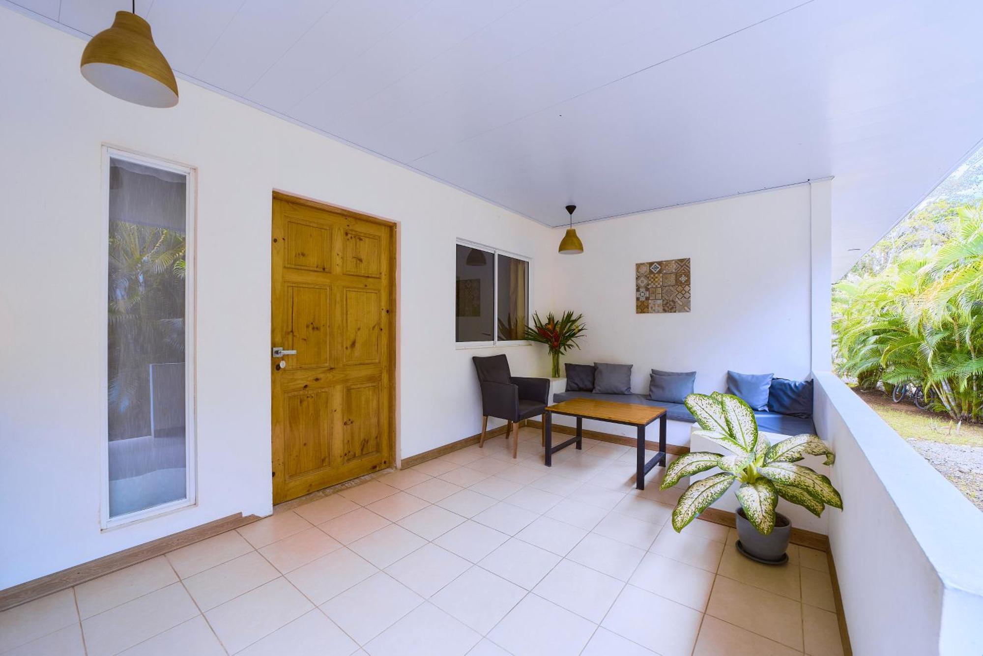 La Tica Y La Gata Hotel Puerto Viejo de Talamanca Eksteriør billede