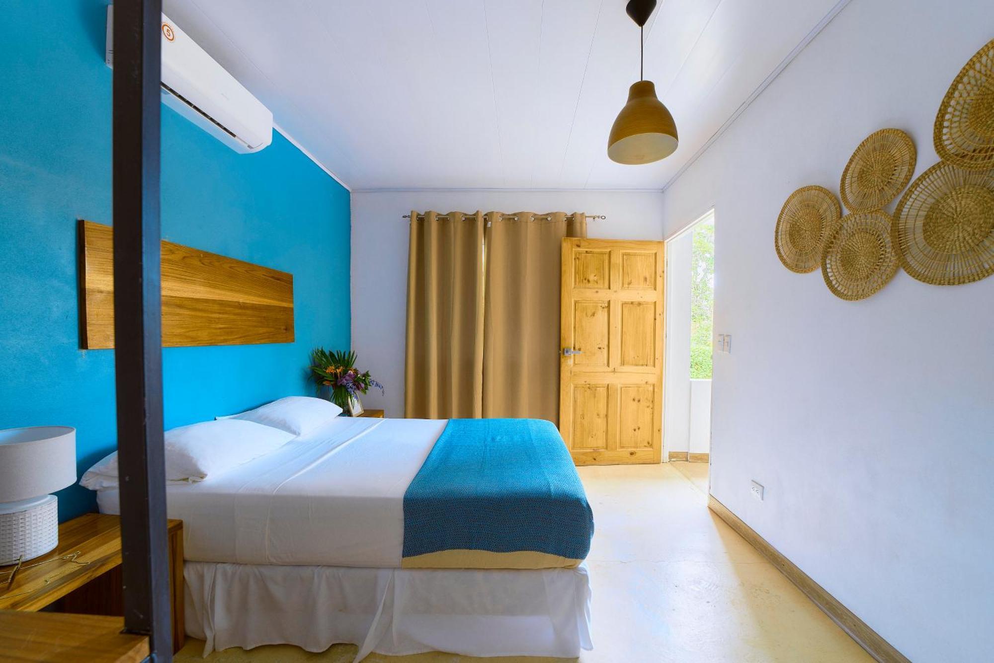La Tica Y La Gata Hotel Puerto Viejo de Talamanca Eksteriør billede